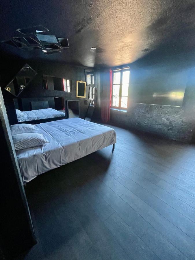 Dark Room Centre Ville De 多勒 外观 照片